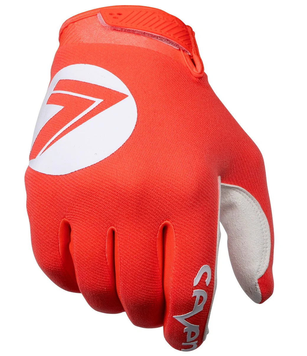 Seven Guantes Annex 7 Dot Niño