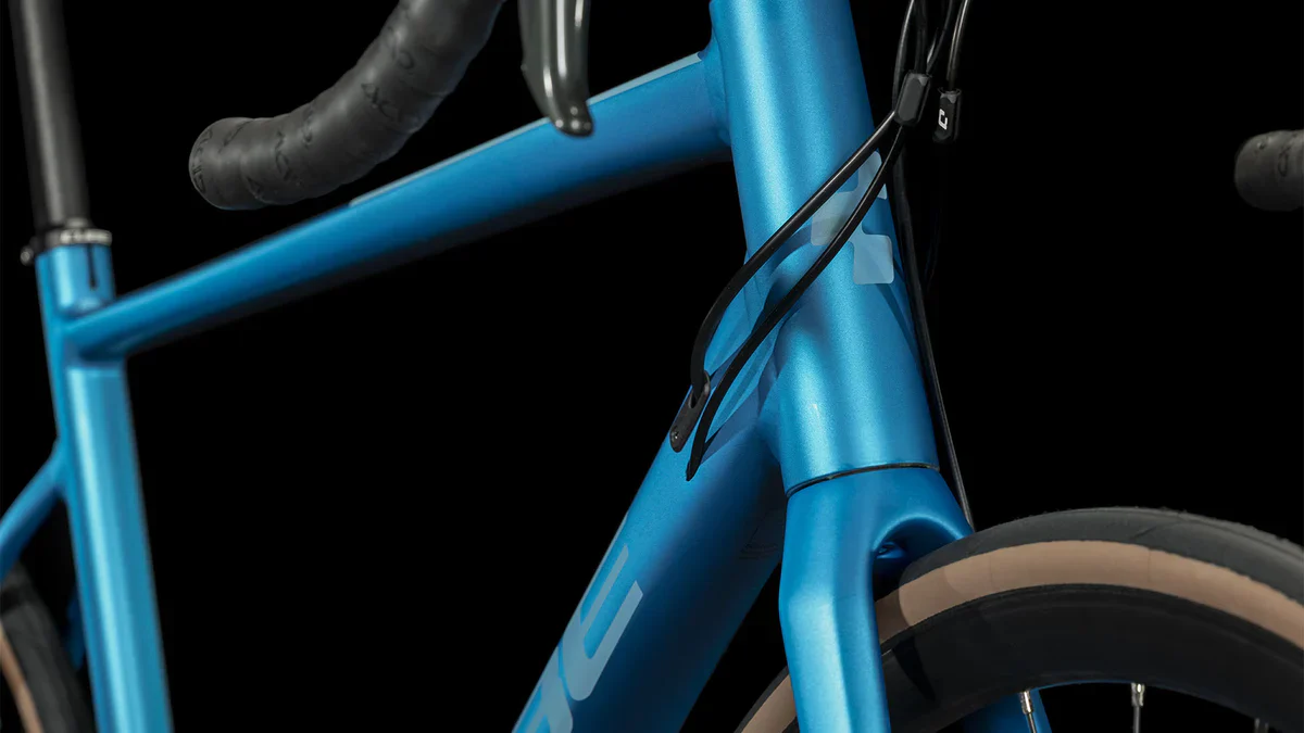 Bicicleta Ruta Cube Attain Race Aro 700c Azul Spectral - Image 4