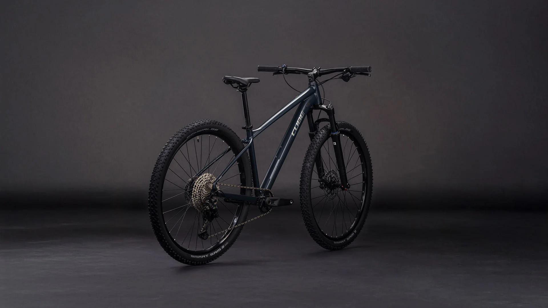 Bicicleta Cube Attention Pro Night´n´Black (Preventas Abril 2026) - Image 2