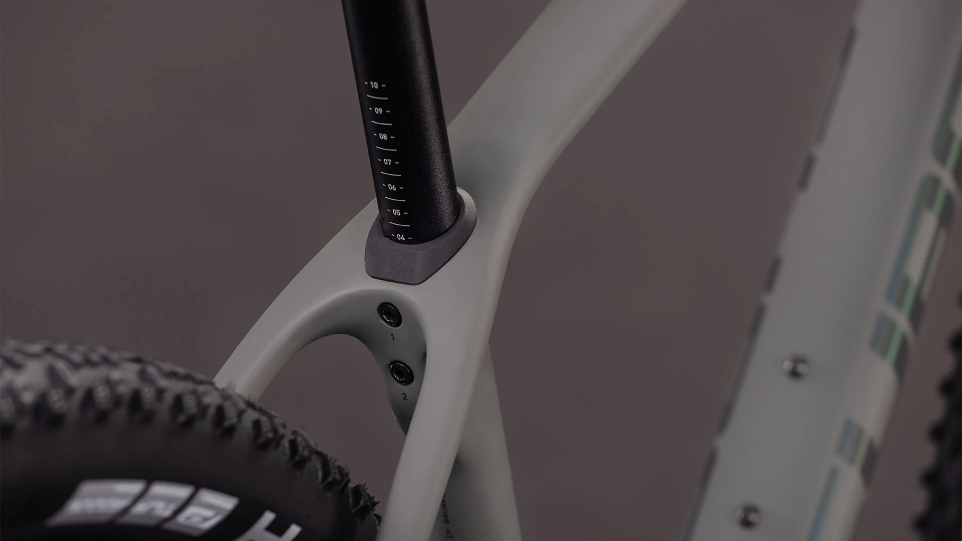 Bicicleta Cube Reaction C:62 ONE Oldgrey´n´Black - Image 3
