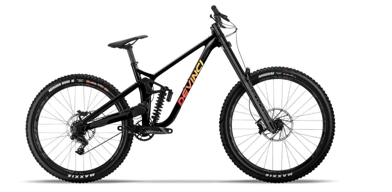 Bicicleta Devinci Chainsaw DH Negro Fuzzy 2024