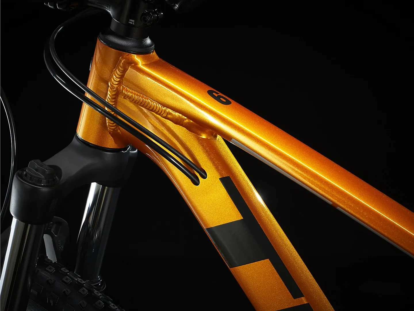 Bicicleta MTB Trek Marlin 6 Naranjo 2da Gen - Image 4