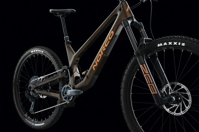 Bicicleta Enduro Norco Range C2 Aro 29  Cafe - Image 4