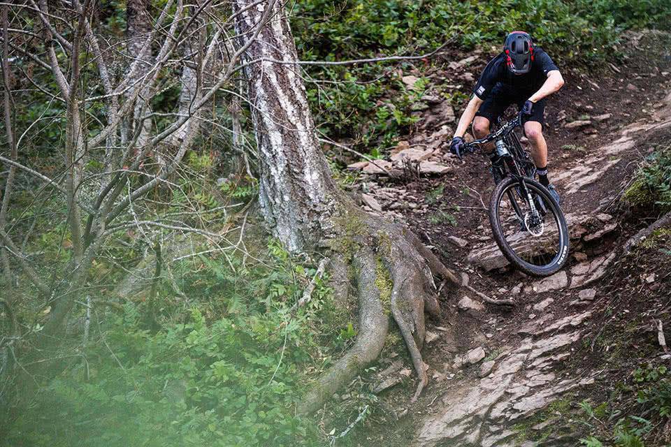 Bicicleta Revolver FS 2 120 XC Race 29 Norco - Image 2