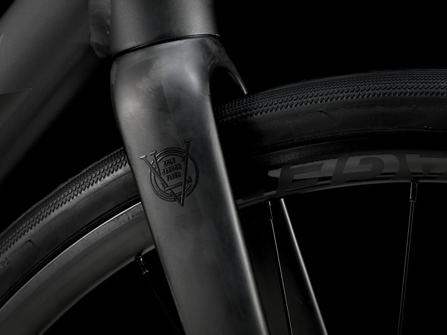 Bicicleta Ruta Trek Domane AL 2 Gris Oscuro 4ta Gen - Image 9
