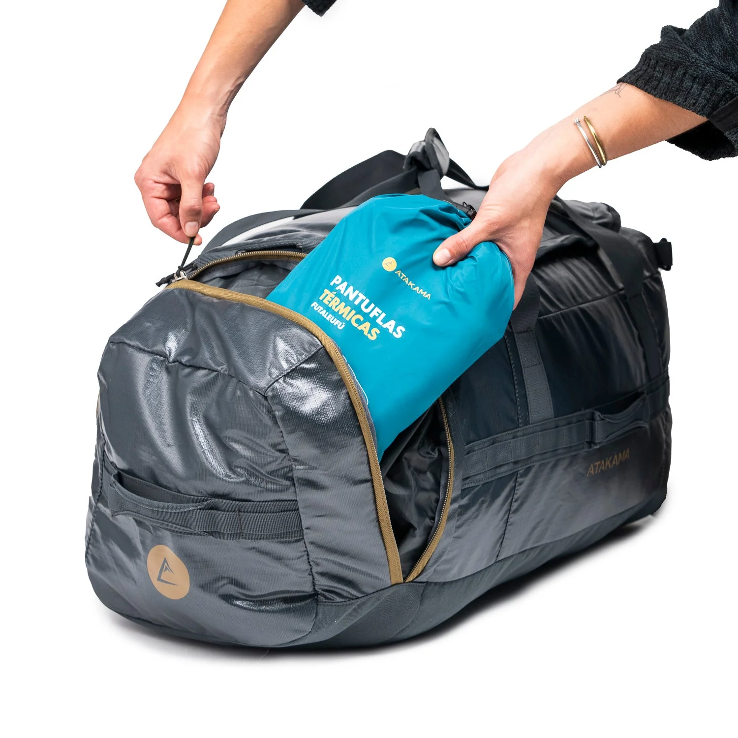Bolso Duffle Ultra Compactable 70LT Ruta 5 - Image 13