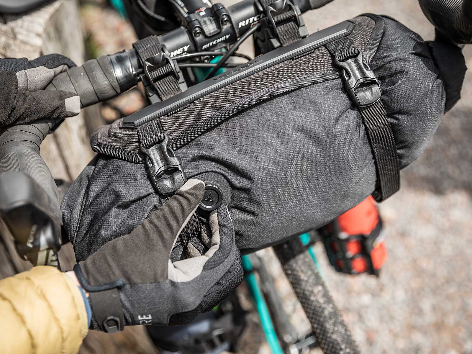 Bolso Para Manubrio Frontloader Topeak - Image 4