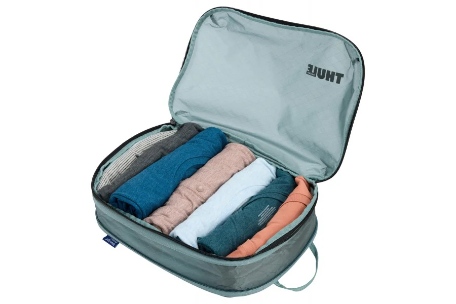 Bolso Thule Separador de Ropa Sucia Clean Dirty Medium Pond - Image 3