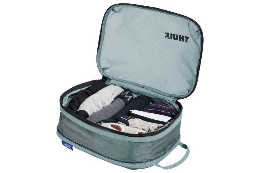 Bolso Thule Separador de Ropa Sucia Clean Dirty Small Pond - Image 4
