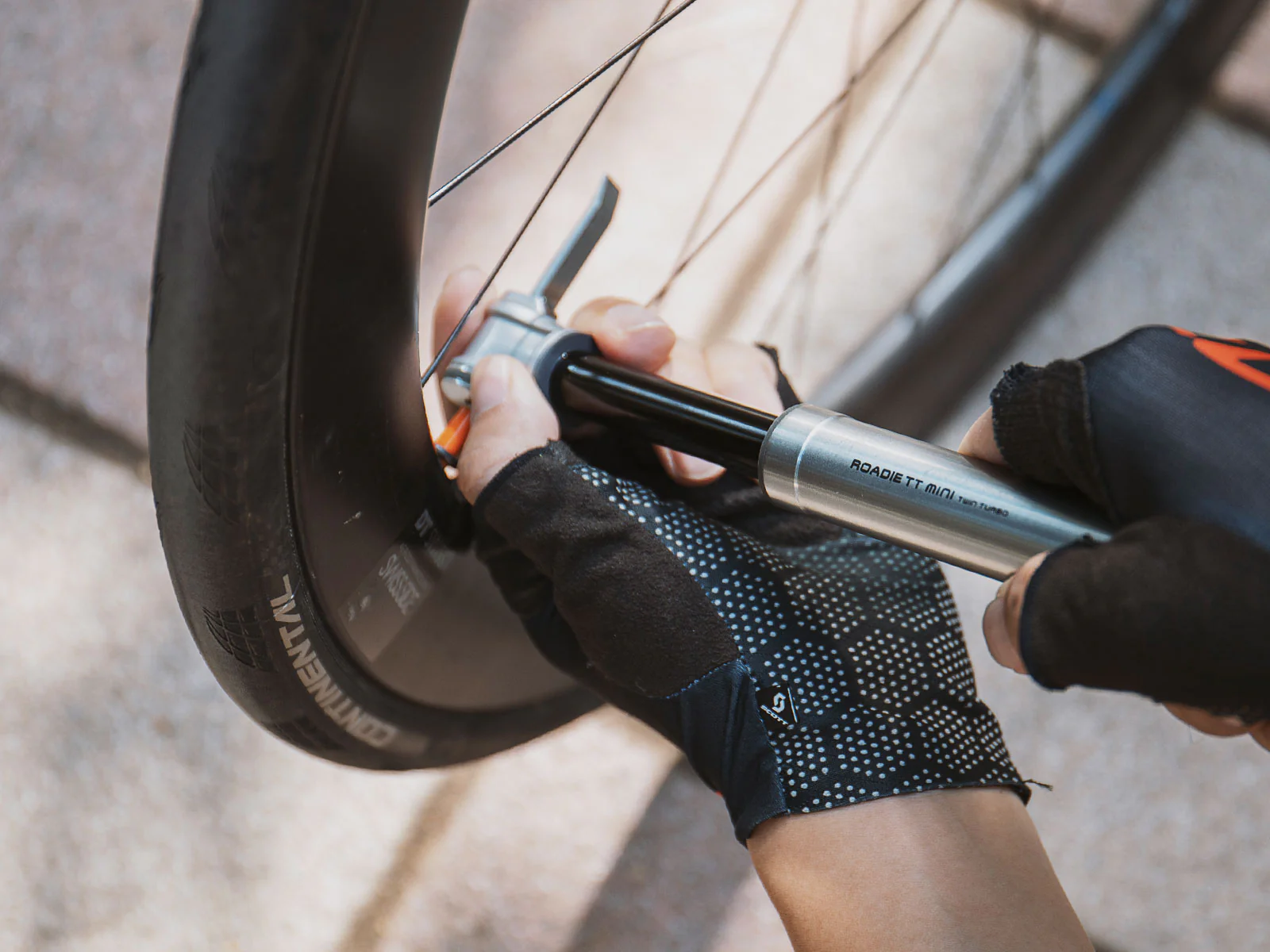 Bombín Roadie Tt Mini Silver Topeak - Image 3