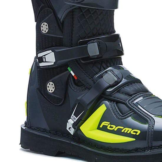 Botas Forma Predator 2.0 Anthracite/Yellow Fluor - Image 4