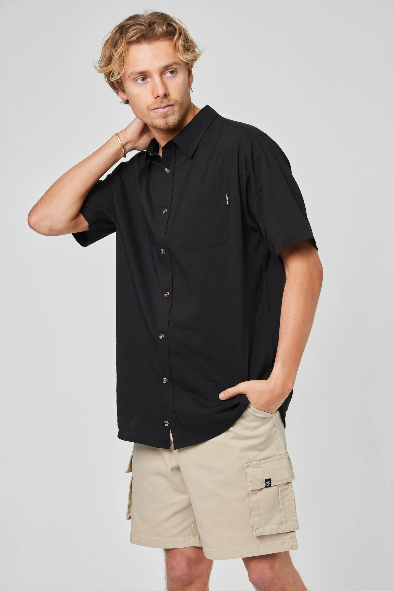Camisa Solid Negra - Image 5