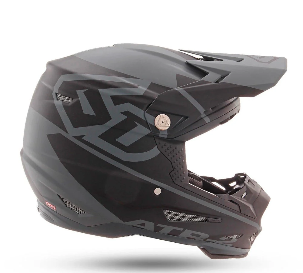 Casco Off-Road ATR-2 Core Black Grey | 6D Helmets - Image 2