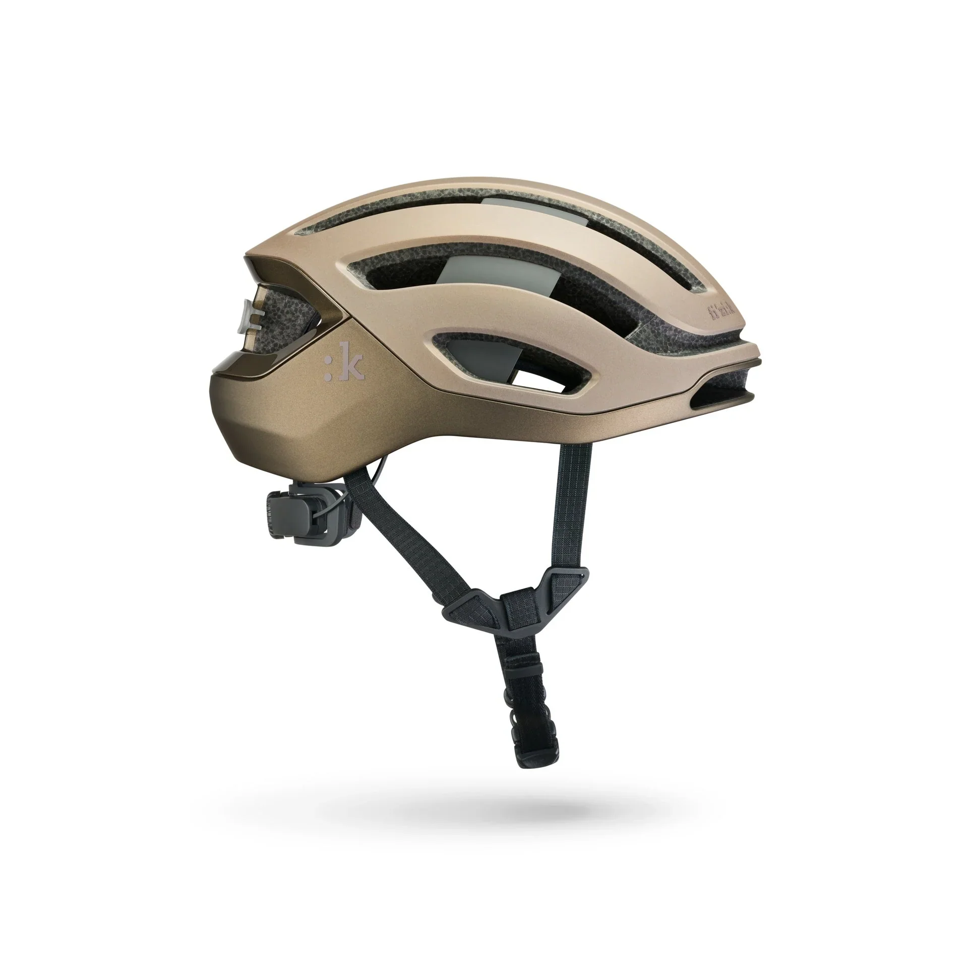Casco Fizik Kudo + Luz Bronce