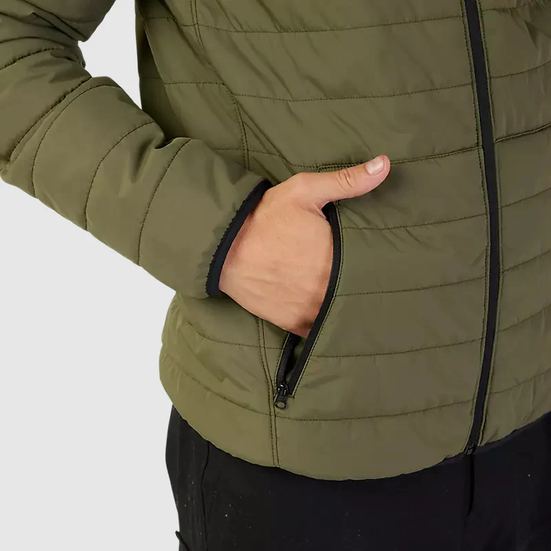 Chaqueta Lifestyle New Howell Puffy Verde Oliva Fox - Image 5