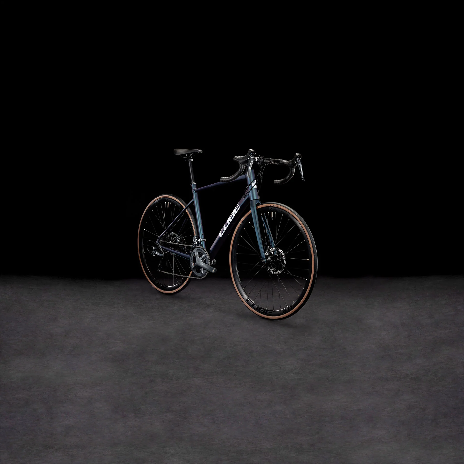 Bicicleta Ruta Cube Attain Azul Oscuro Aro 700c - Image 2
