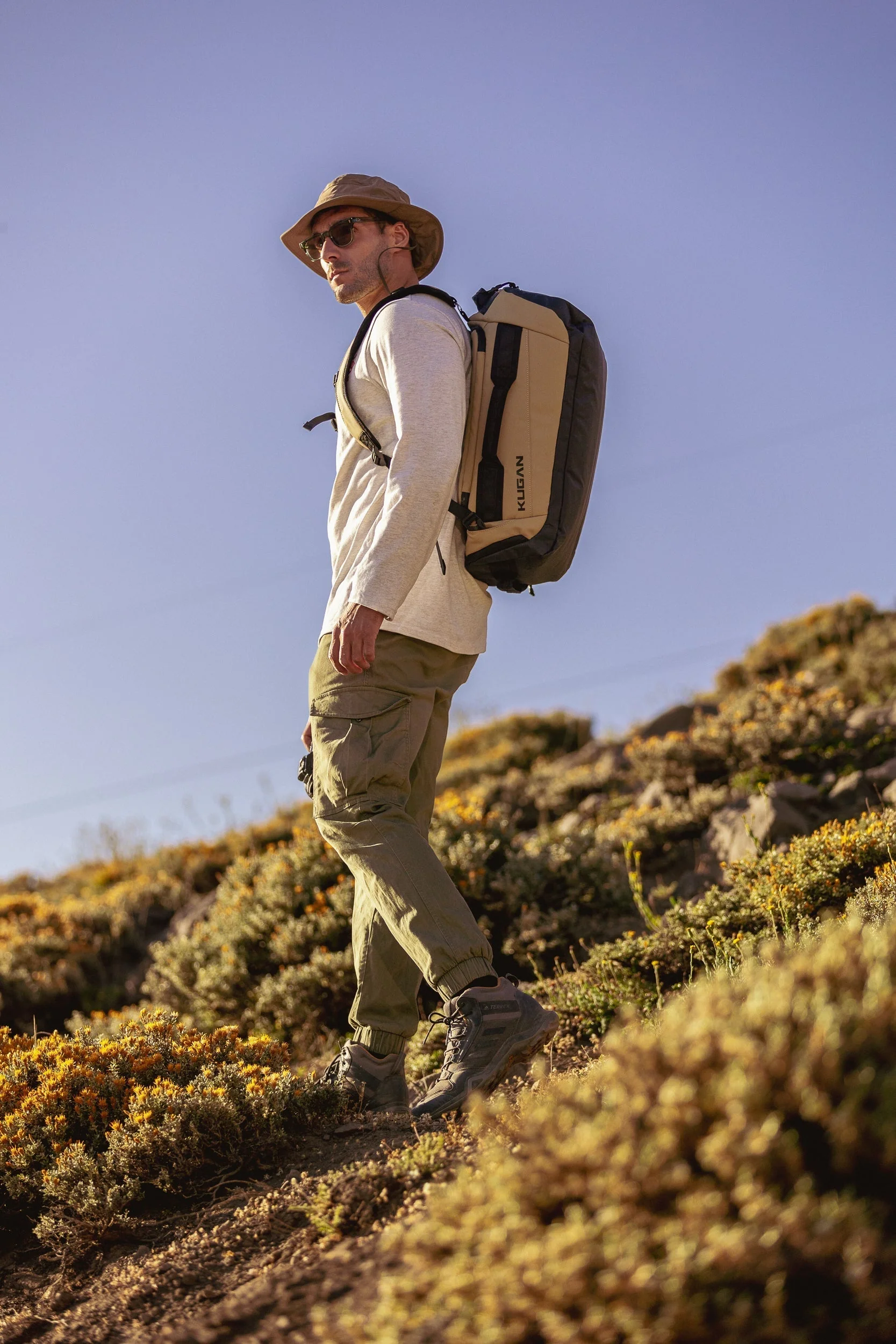 Bolso Duffel 40L Desert Sand - Image 10