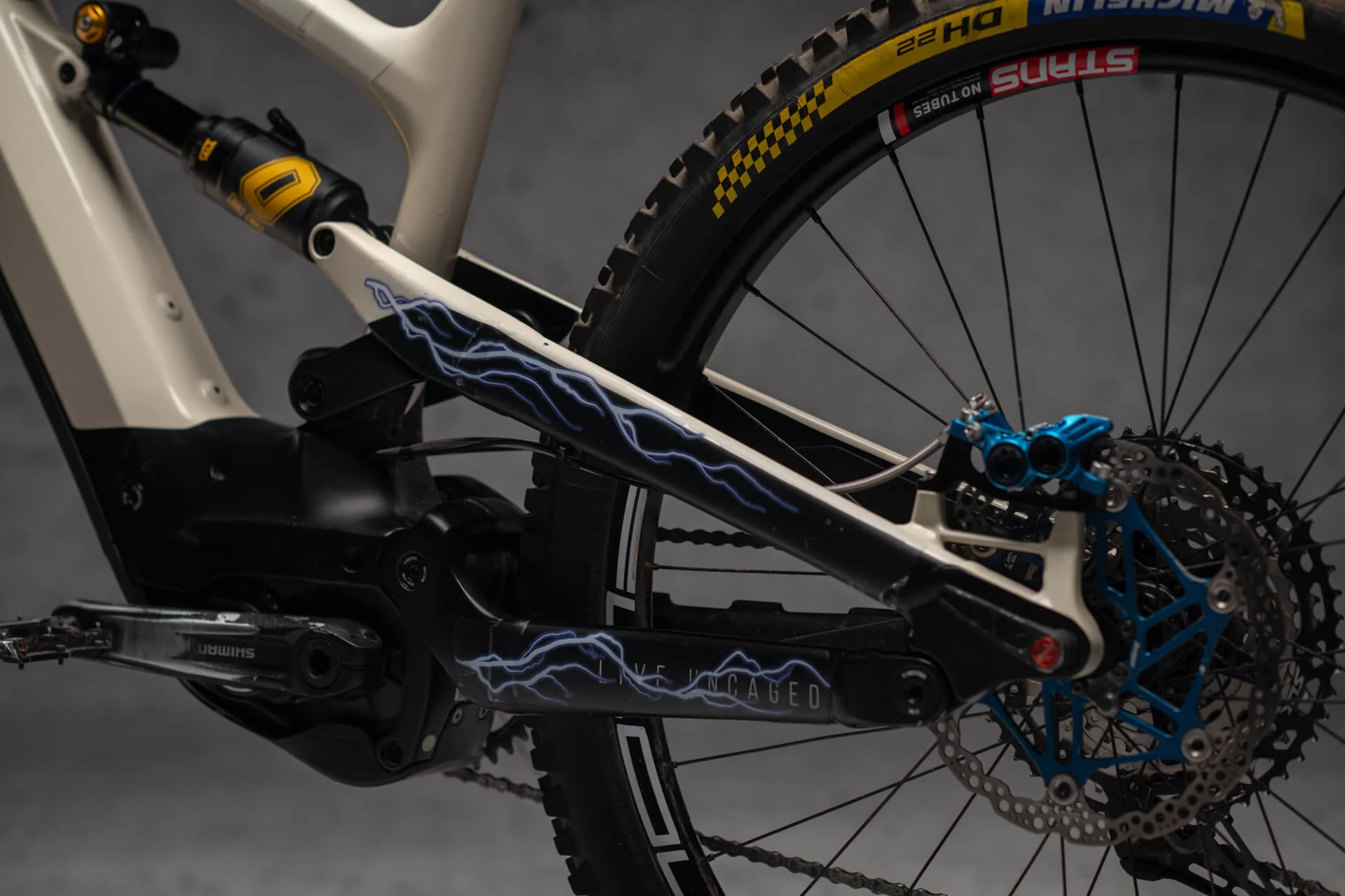 Dyedbro Protector Cuadro Bicicleta Pro Full E-Bike Lightning Azul - Image 3