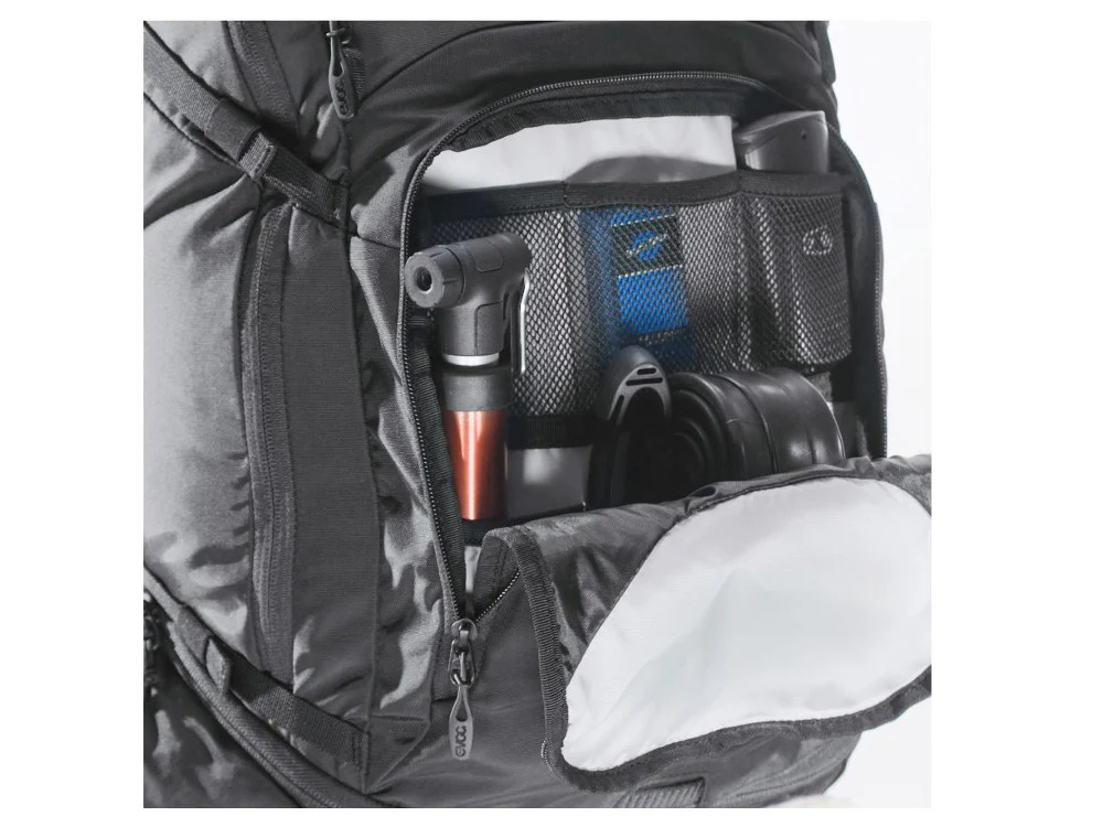 Evoc Mochila Explorer Pro 26 Gold - Image 3