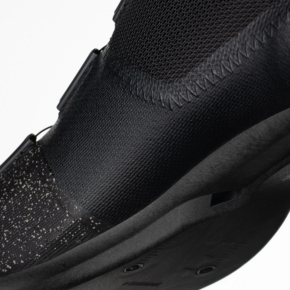 FIZIK Zapatillas de Bicicleta Overcurve R4 Les Classiques | Negro - Image 6