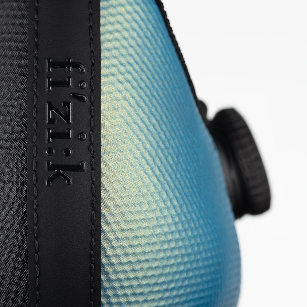 FIZIK Zapatillas de Bicicleta Tempo Decos Carbon | Iridescent Light Blue - Image 6