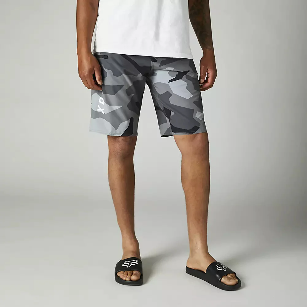 FOX Traje de Baño Lifestyle Overhead 22" Camo Negro - Image 5