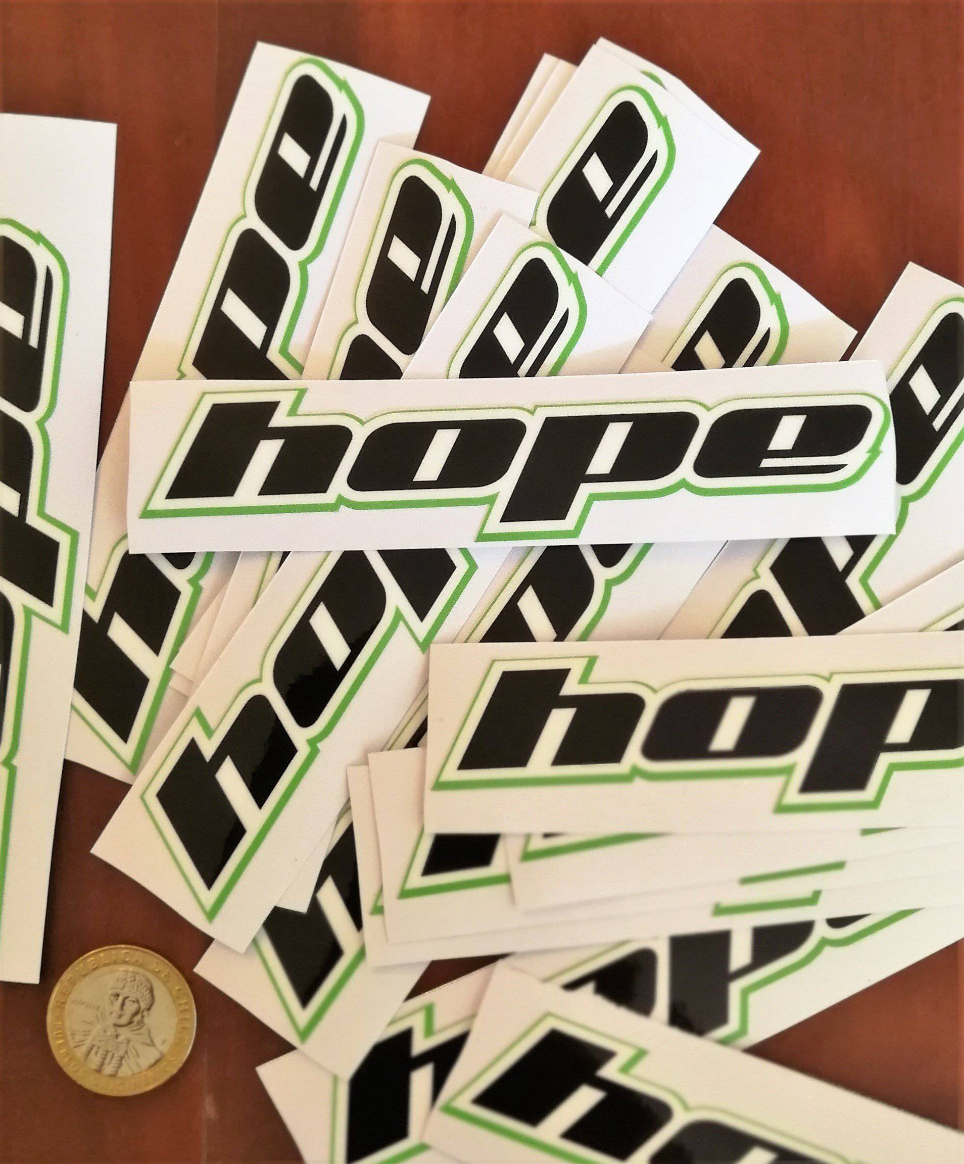 Hope Sticker troquelado 12cm