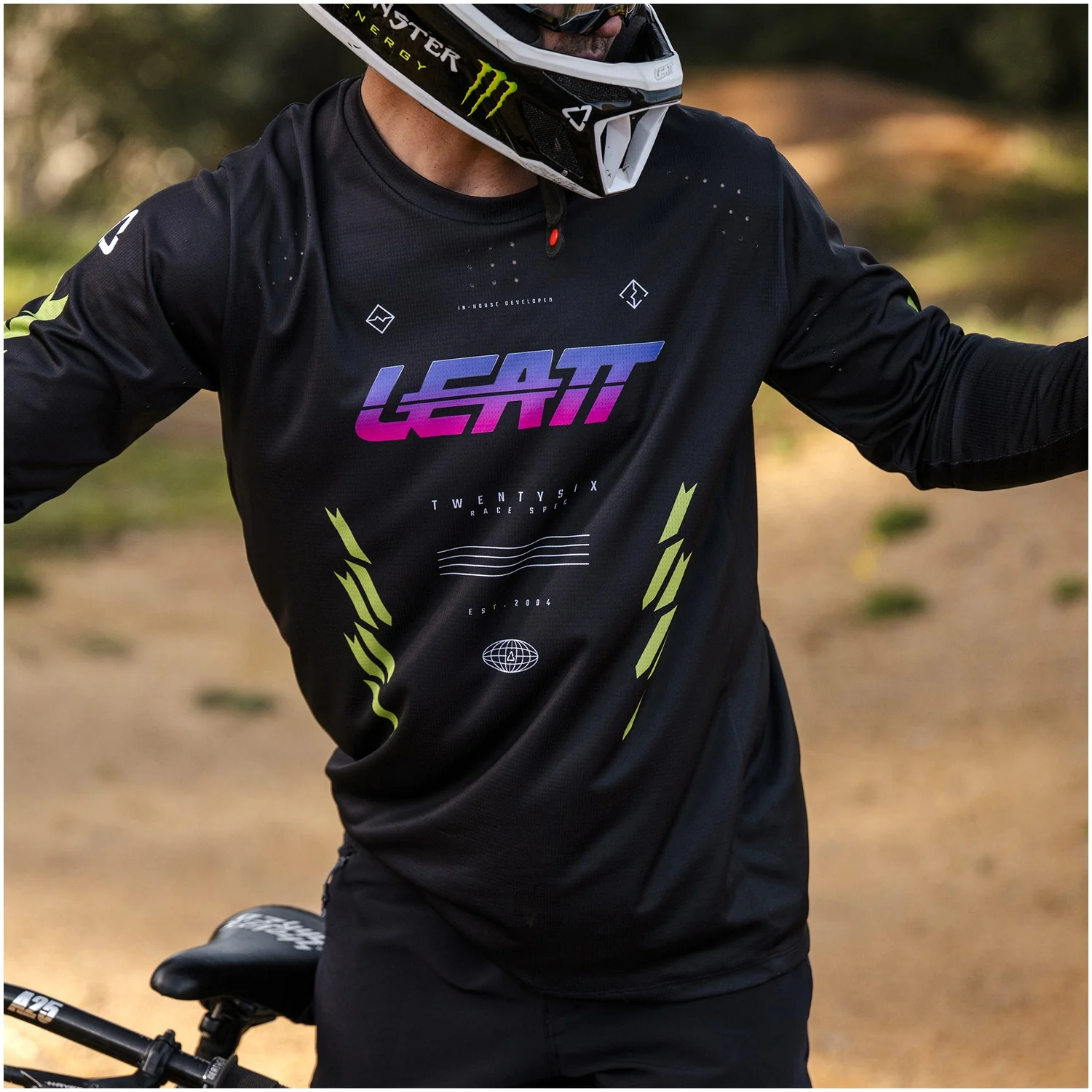Jersey Leatt MTB Manga Larga Gravity 4.0 Negro Racing - Image 24
