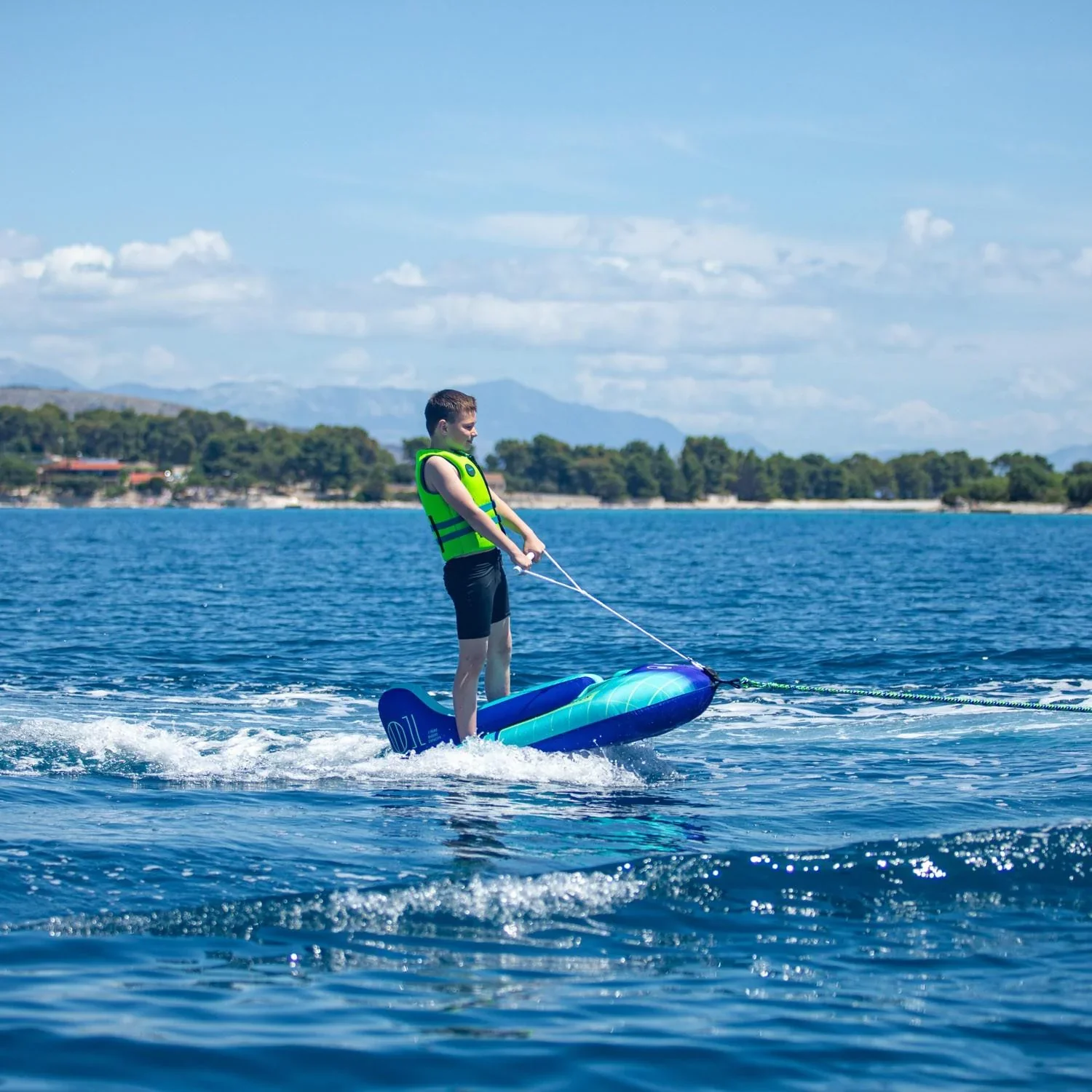 Jobe Arrastrable Shark Trainer Primer Ski Acuático Niños - Image 4