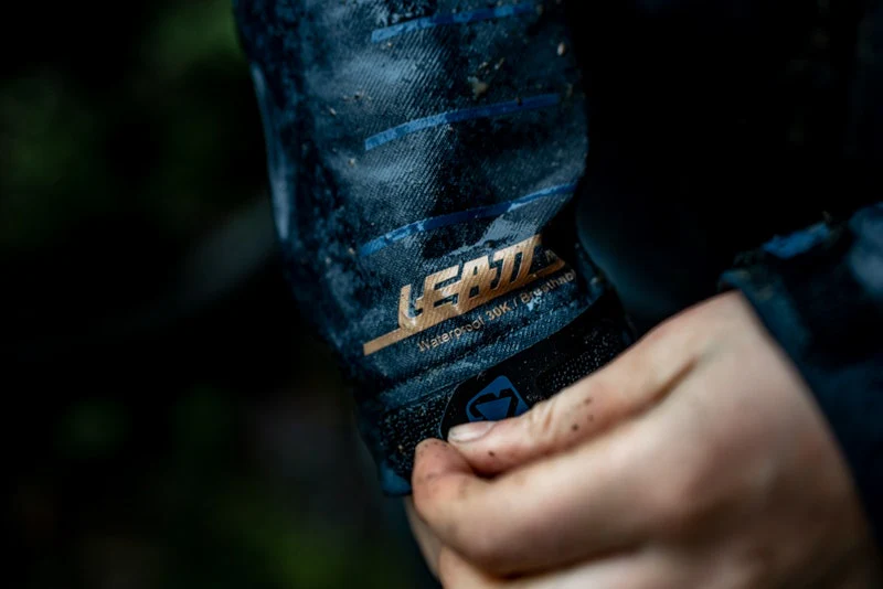 Leatt Chaqueta MTB All Mountain 5.0 V22 - Image 5