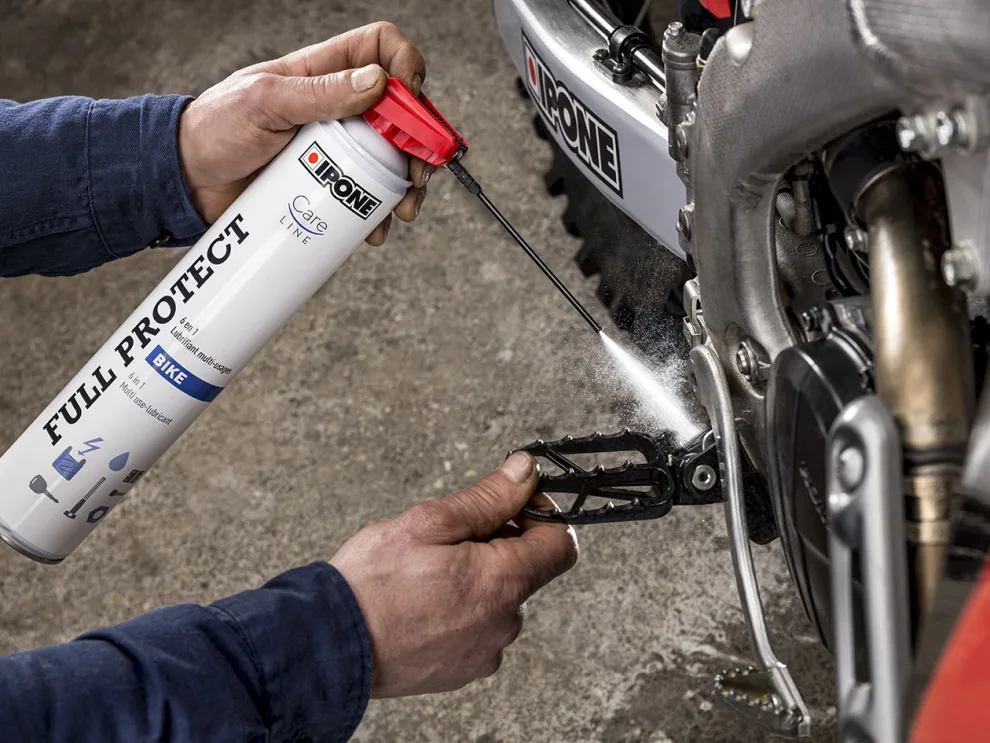 Lubricante Ipone 6 en 1 de 250 ml FULL PROTECT - Image 2