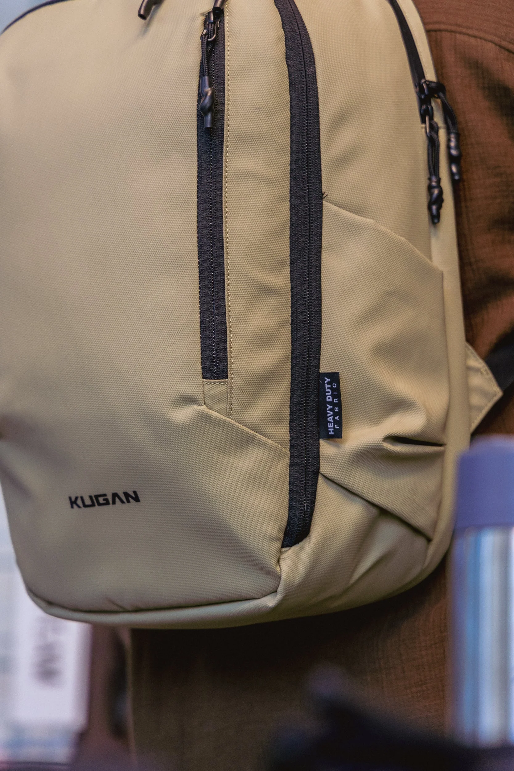 Mochila Commuter Desert Sand - Image 9