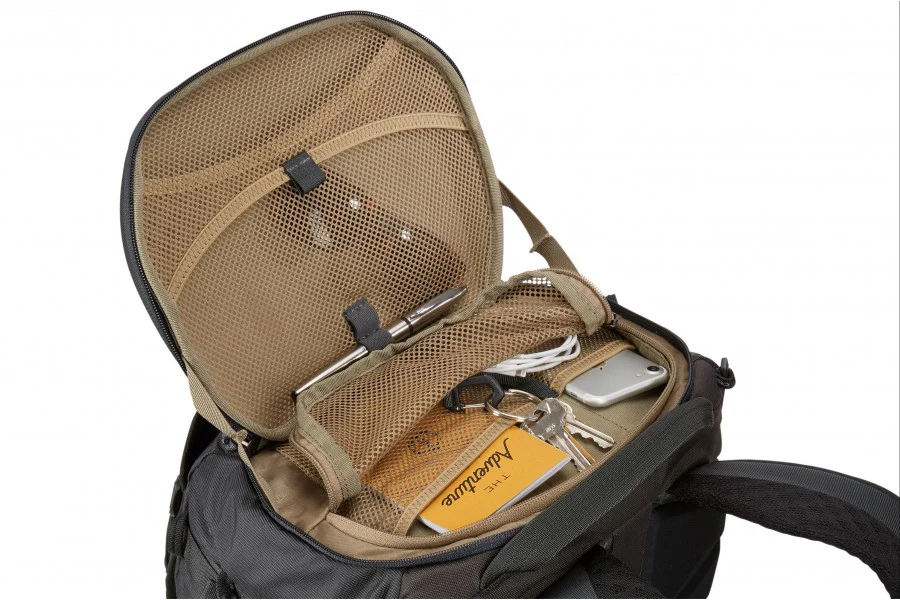 Mochila Thule Landmark 40L Dark Forest - Image 4