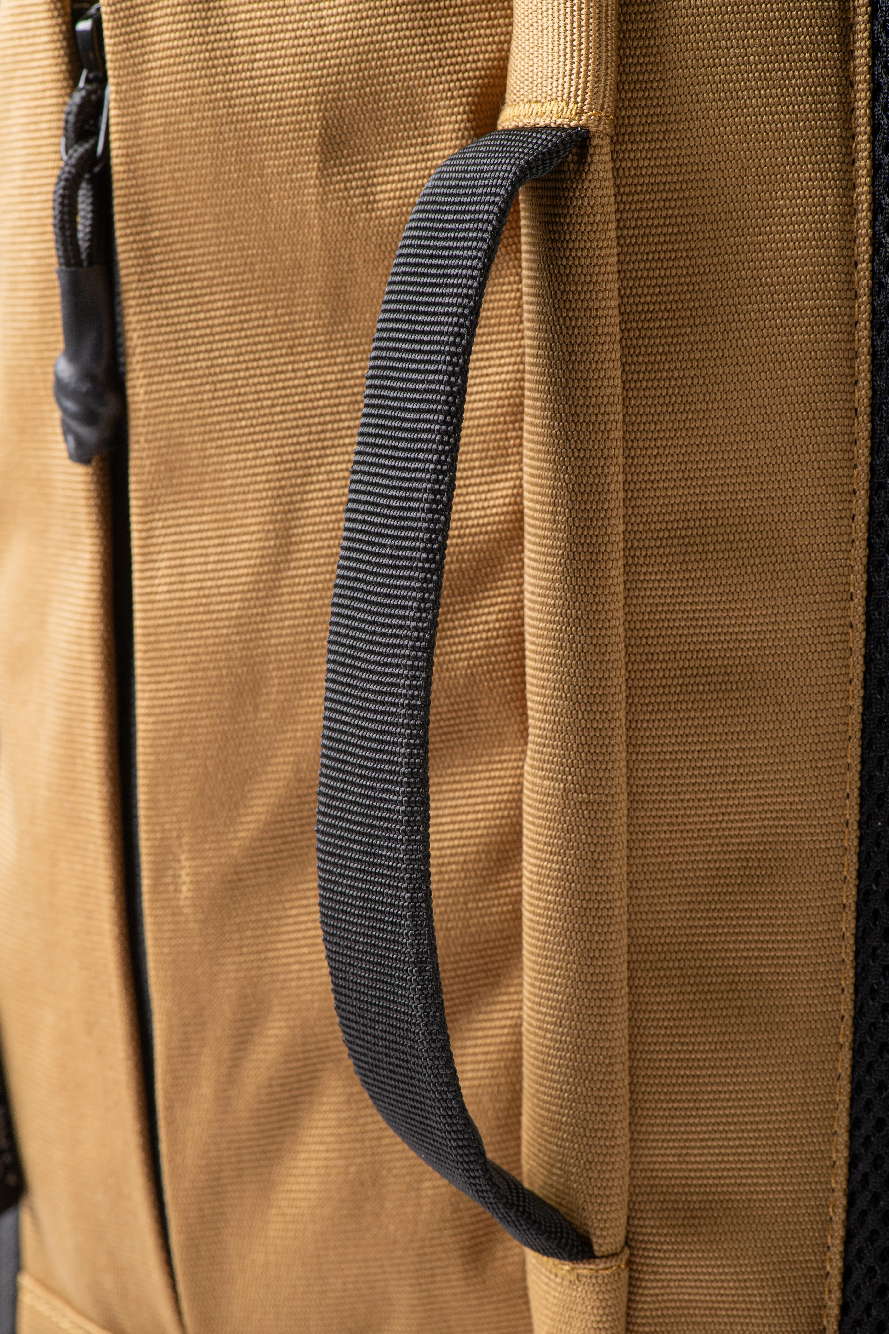 Mochila Traveler Mustard Yellow - Image 16