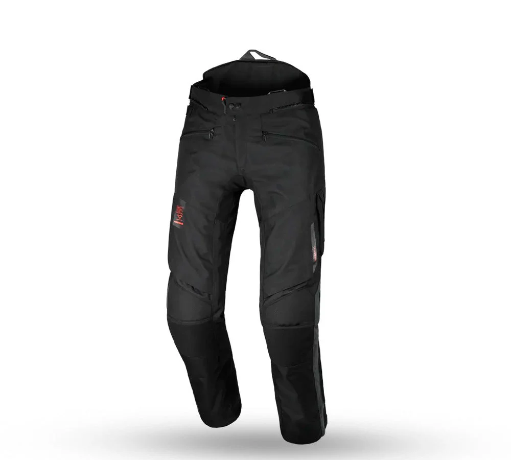 Pantalón adventure de tres capas modelo Novado 2.0 negro | Macna
