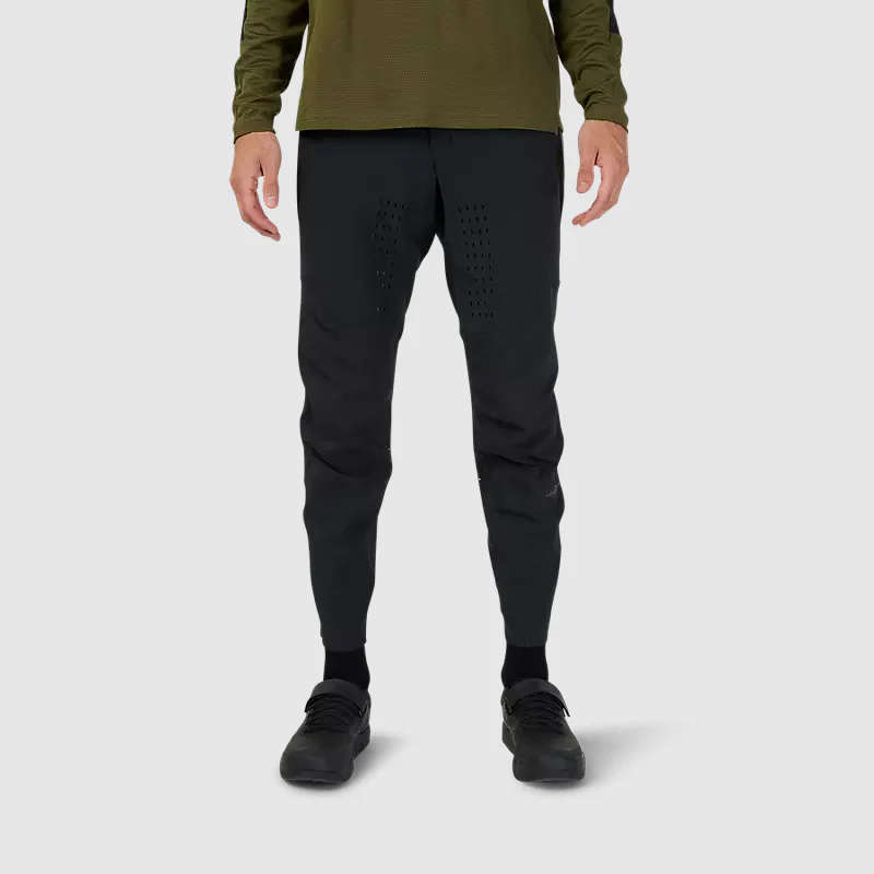 Pantalon Bicicleta Defend Negro Fox - Image 3