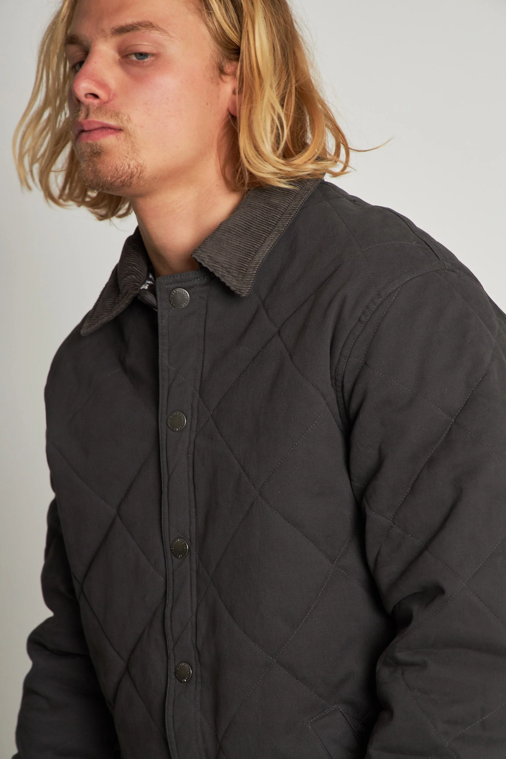 Chaqueta Gris Hombre Canvas Basket - Image 5