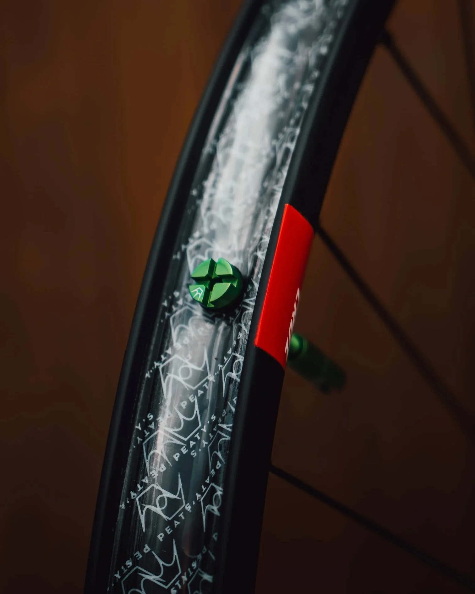 Peaty's Valvula Tubular Chris King 42Mm Rosado - Image 4