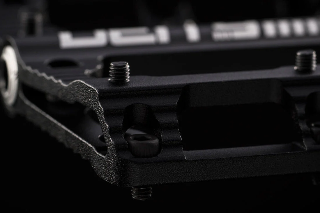 PEDAL FLAT DEITY BLACK KAT NEGRO - Image 3