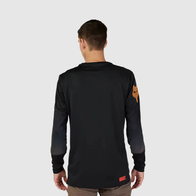 Polera Bicicleta Defend Cekt Manga Larga Cafe Fox - Image 3