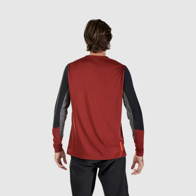 Polera Bicicleta Defend Manga Larga Marron Fox - Image 4