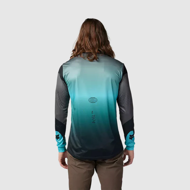 Polera Bicicleta Ranger Revise Manga Larga Celeste/Gris Fox - Image 4