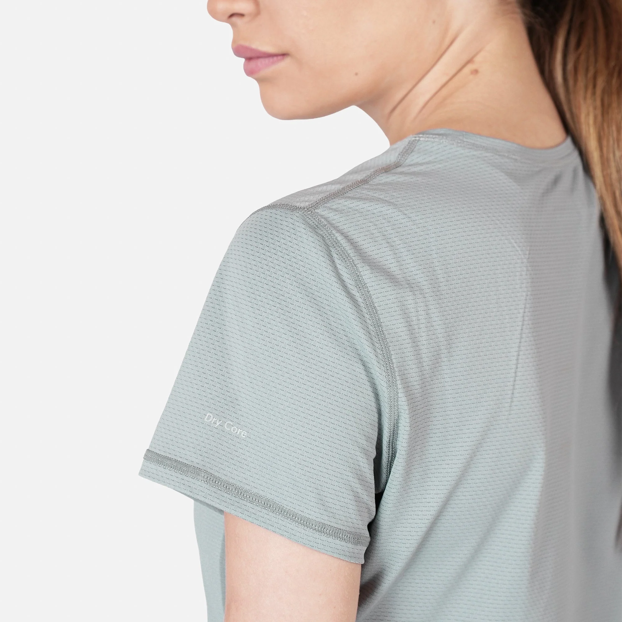 Polera deportiva Mujer Dinámica Dry Core Gris - Image 3