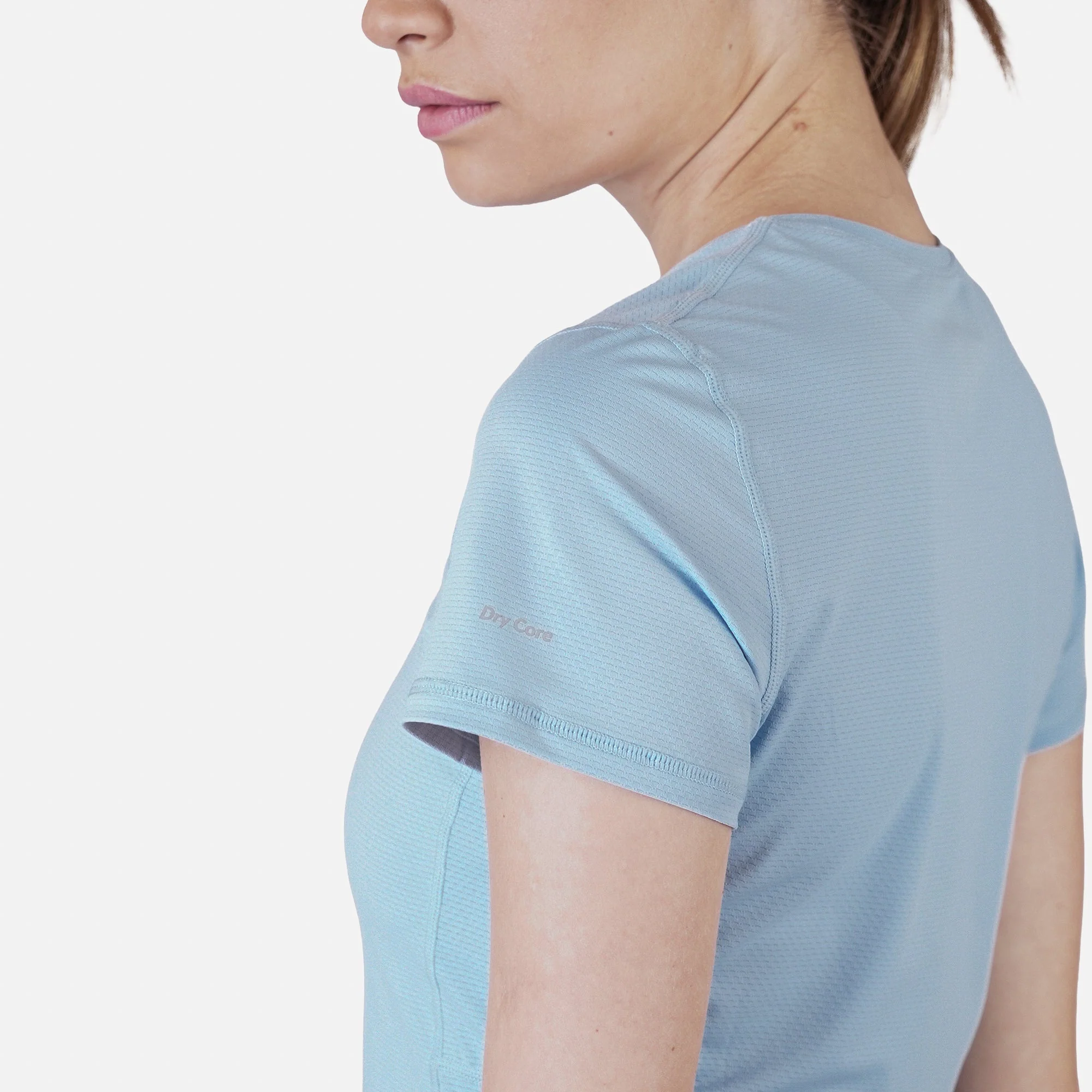 Polera deportiva Mujer Dinámica Dry Core Celeste - Image 3
