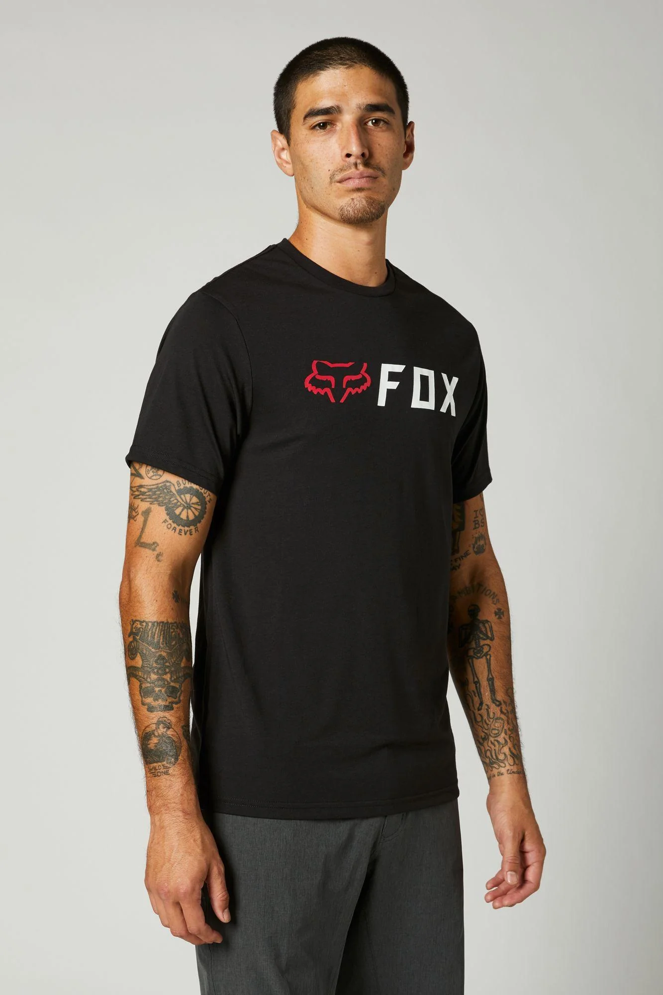 Polera Lifestyle Apex Tech Negro/Rojo Fox Racing - Image 3