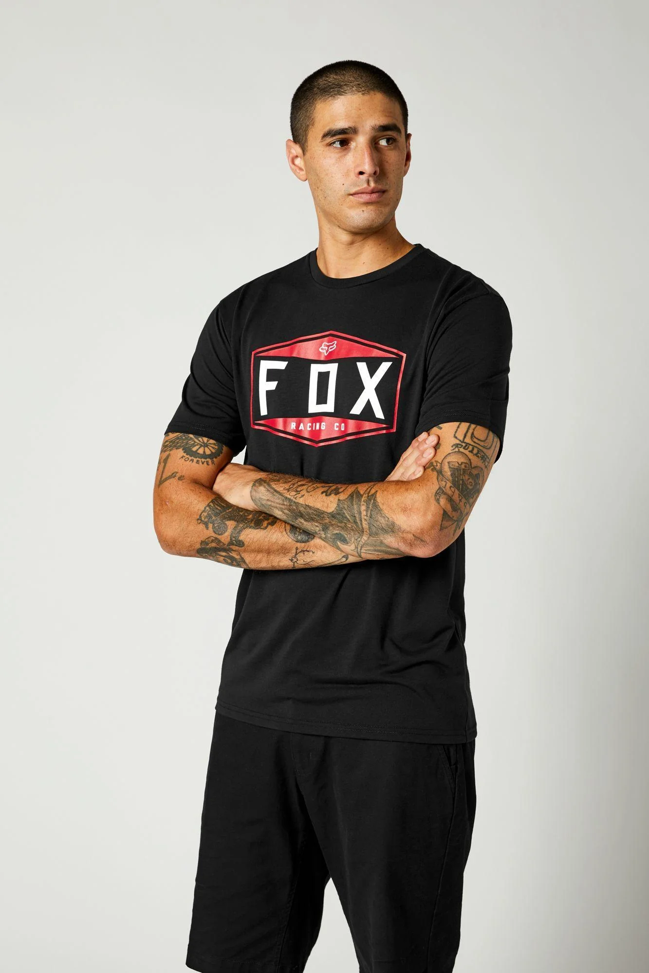 Polera Lifestyle Emblem Tech Negro Fox Racing - Image 3