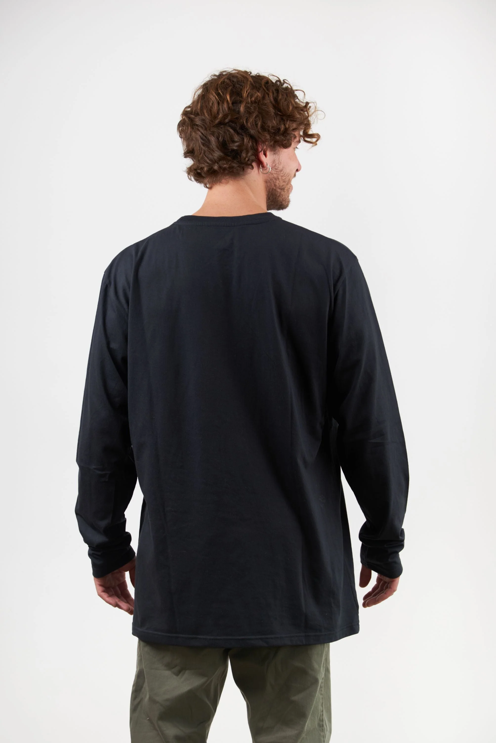 Polera Manga Larga Hombre Negra Shop Local - Image 3