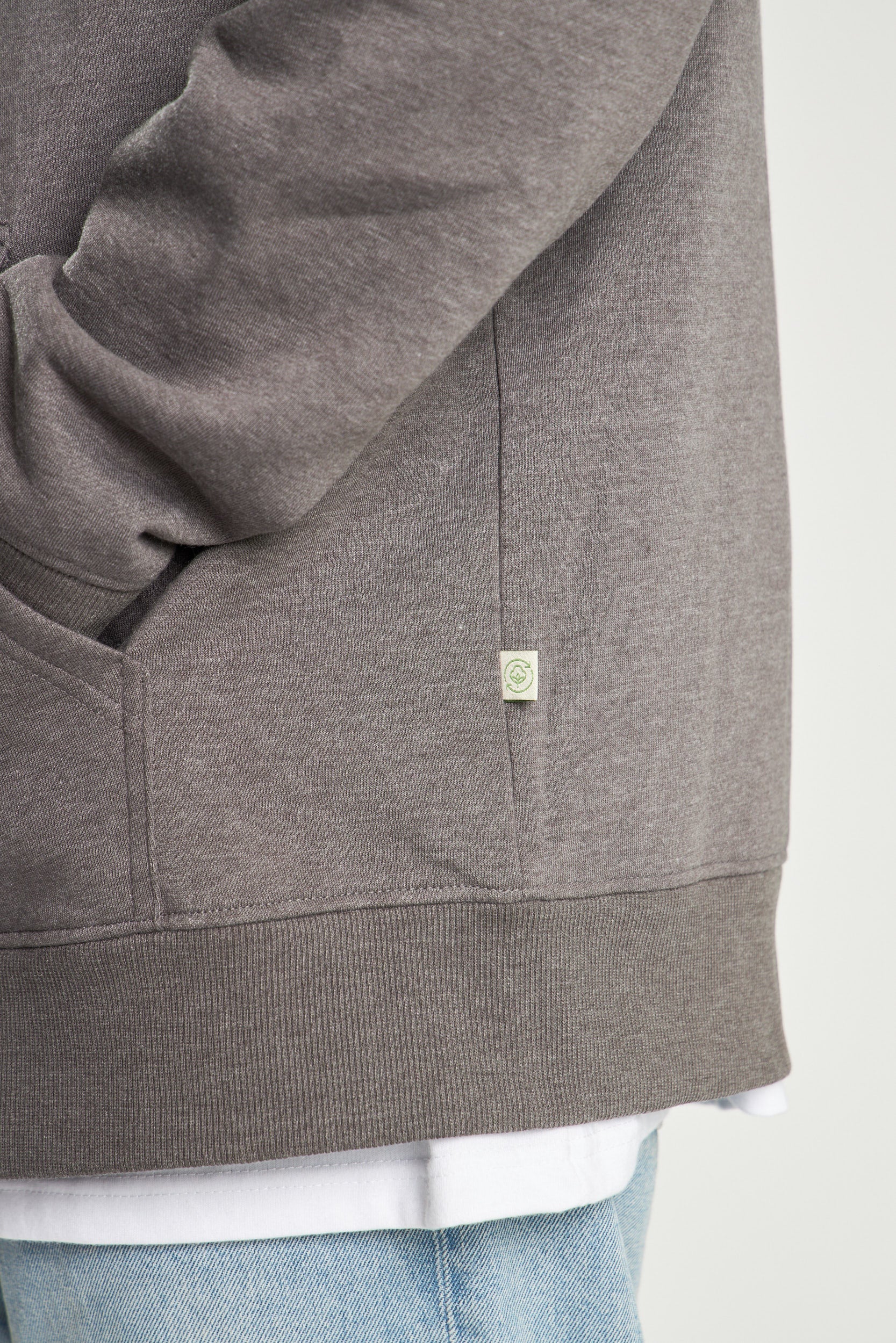 Poleron Gris Con Cierre Full Zipper - Image 5
