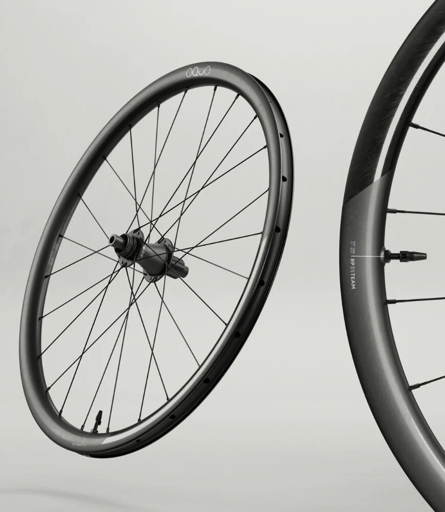 Rueda Ruta Oquo RP35TEAM Shimano HG Negra Par - Image 6