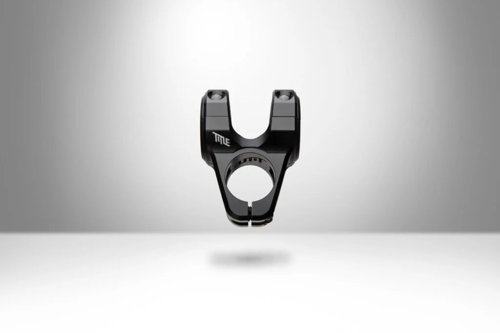 Title Tee 31,8 x 35 mm
